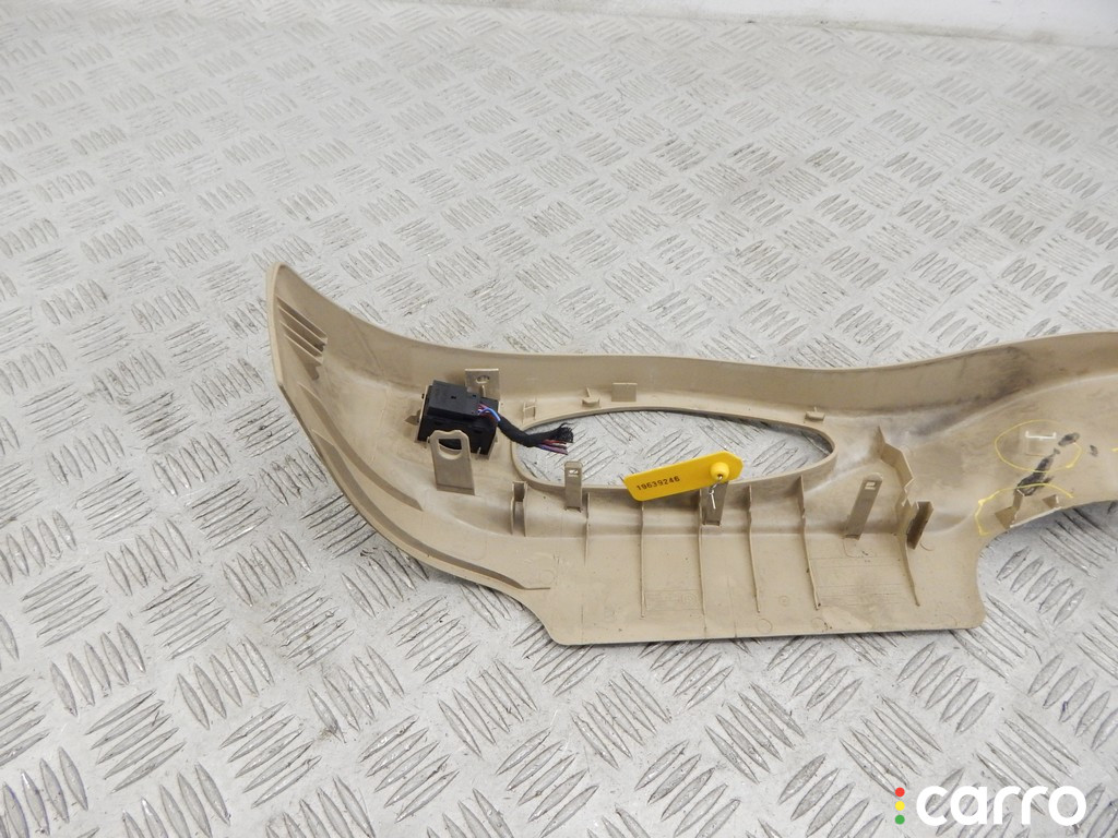 51118099336, 8099336 Накладка боковая на сиденье BMW X5-series (E53) 2000г. - фото №4