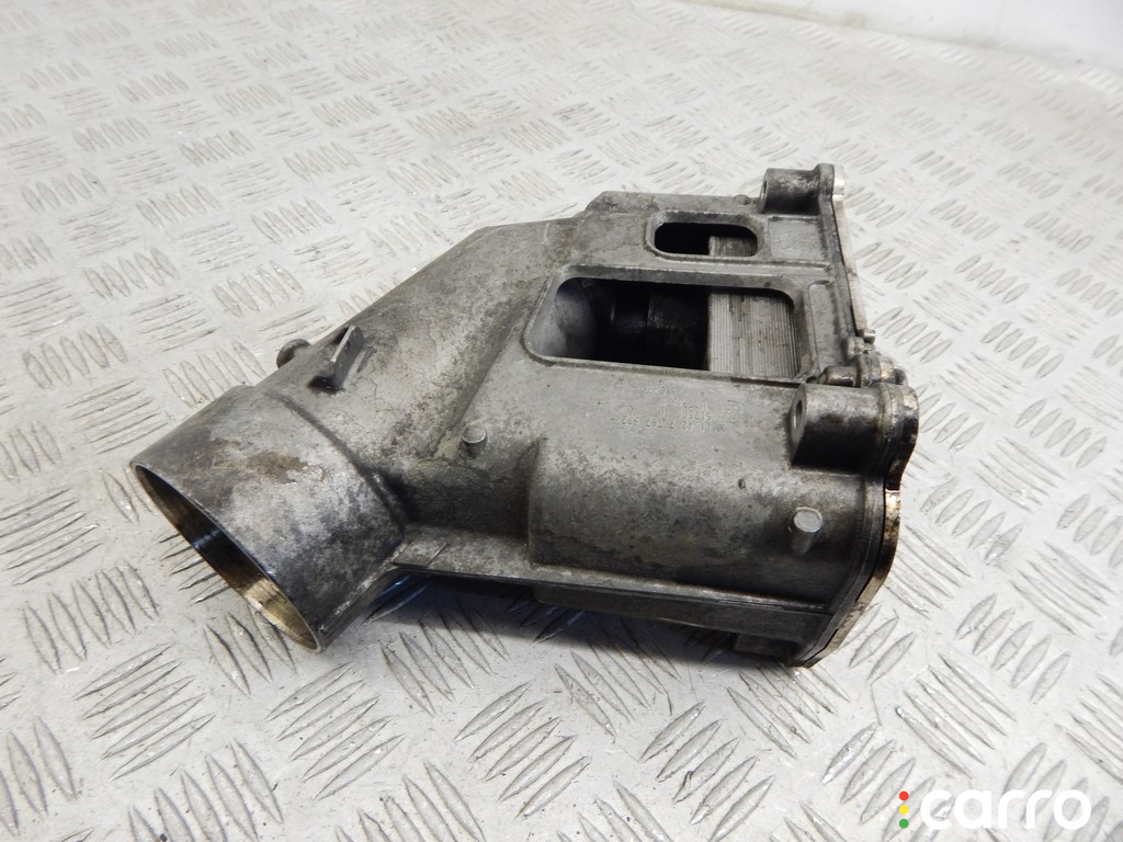 7797392, 11427797392 Корпус масляного фильтра BMW 3-series (E90/91/92) 2008г. - фото №3