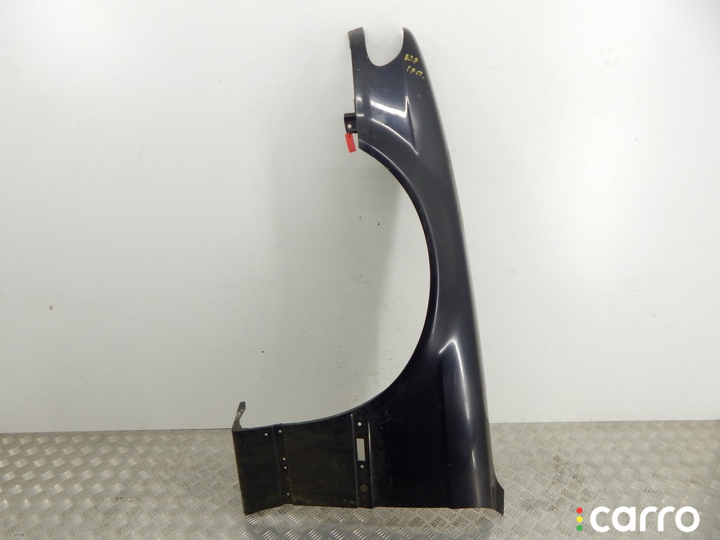 41358269095, 8269095, 41358240003, 8240003 Крыло переднее левое BMW 7-series (E38) 1997г. - фото №1