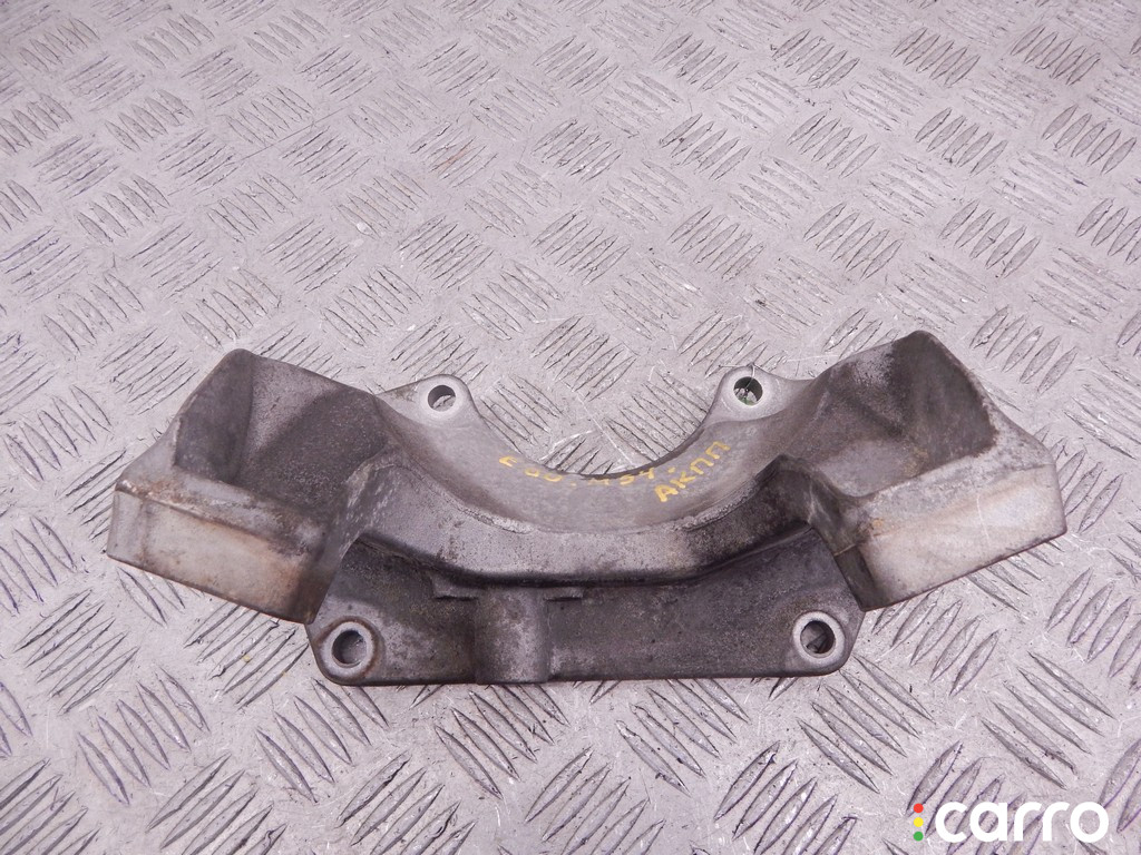 22316761103, 6761103, 22316776523, 6776523 Кронштейн КПП BMW 5-series (E60/61) 2003г. - фото №1