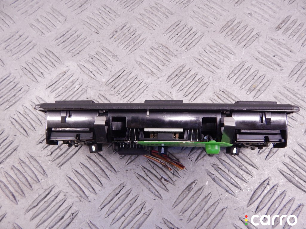 63318364929, 63316962046, 6962046, 8364929 Фонарь салона (плафон) BMW X5-series (E53) 2006г. - фото №3