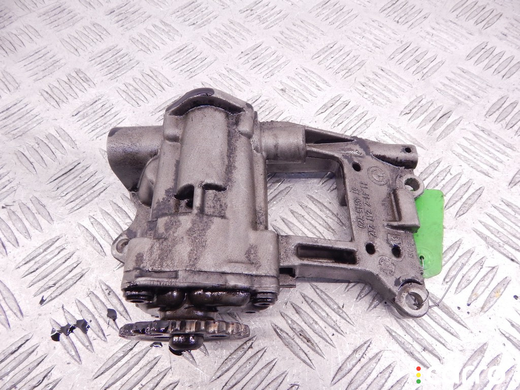 11412247212, 2247212 Насос масляный BMW 5-series (E39) 2002г. - фото №2