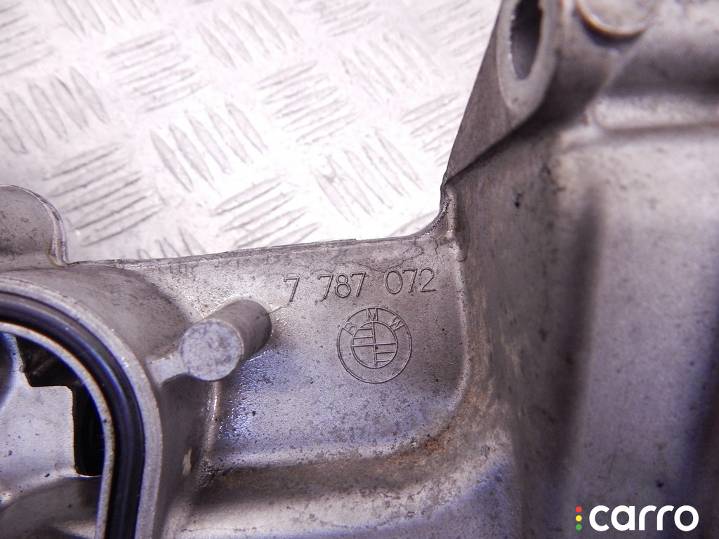 11427805407, 7805407, 11427787694, 7787694 Корпус масляного фильтра BMW 3-series (E46) 2005г. - фото №4