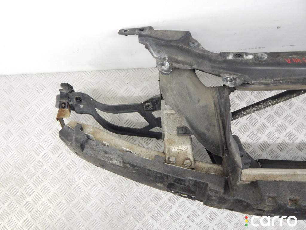 51647033741, 7033741 Передняя панель крепления облицовки (телевизор) BMW 5-series (E60/61) 2005г. - фото №3