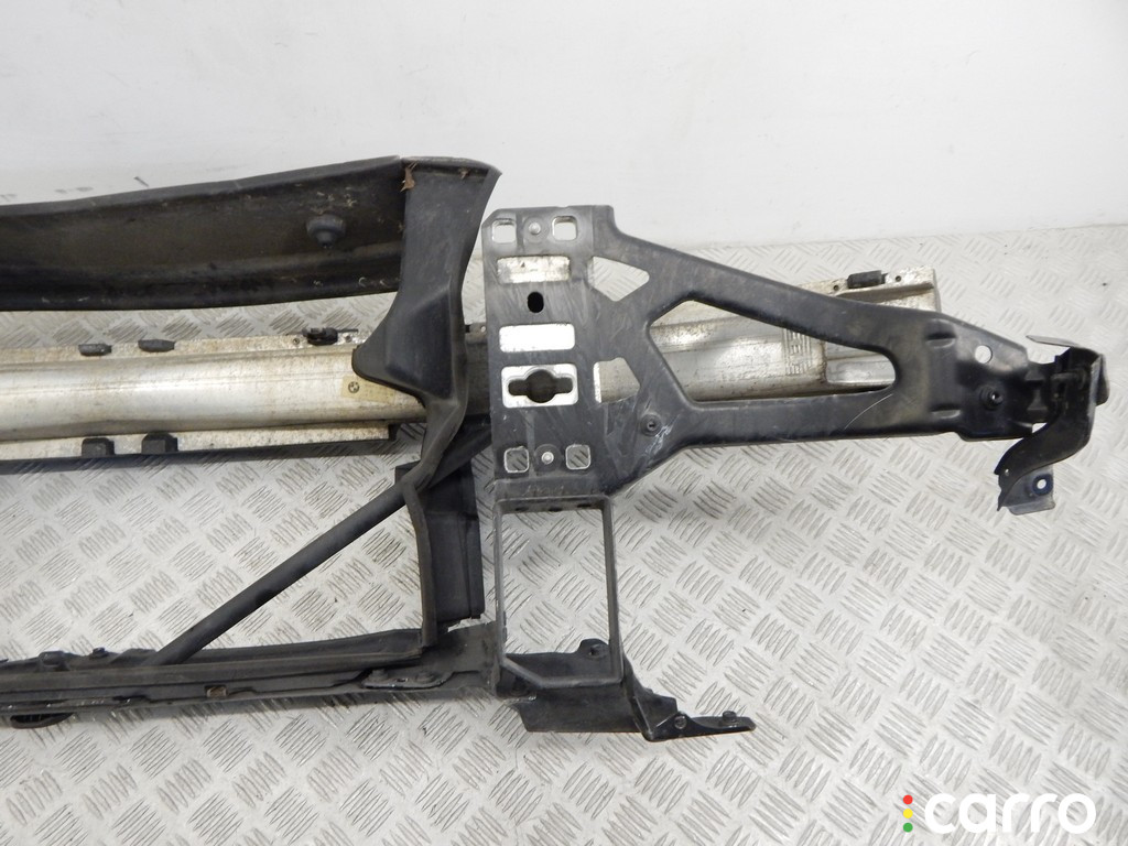 51647033741, 7033741 Передняя панель крепления облицовки (телевизор) BMW 5-series (E60/61) 2005г. - фото №8