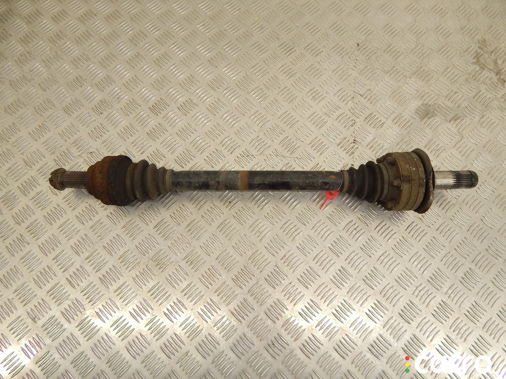 33207572430, 7572430 Полуось задняя (приводной вал, ШРУС) BMW 5-series (E60/61) 2004г. - фото №2