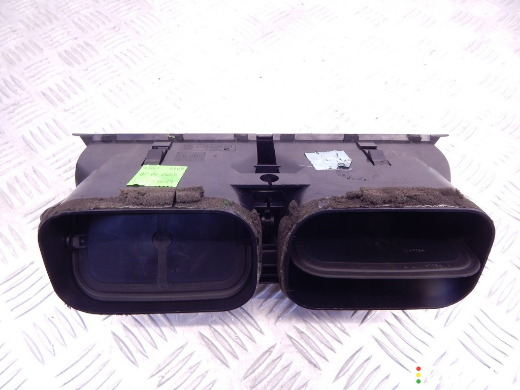 64228402221, 8402221 Дефлектор обдува салона BMW X5-series (E53) 2005г. - фото №4