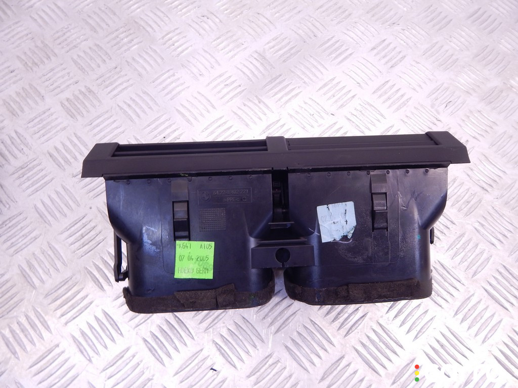 64228402221, 8402221 Дефлектор обдува салона BMW X5-series (E53) 2005г. - фото №5