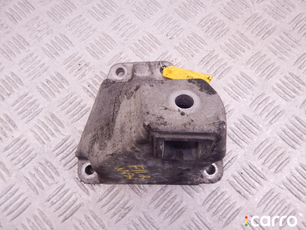 22116781242, 22116795958, 6795958, 6781242 Кронштейн двигателя BMW 5-series (F10/11) 2011г. - фото №2