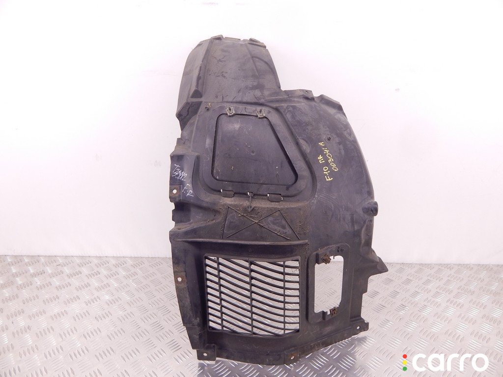 51717186728, 7186728 Защита арок передняя правая (подкрылок) BMW 5-series (F10/11) 2011г. - фото №1