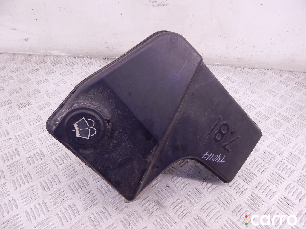 8252738, 61678252738 Бачок омывателя BMW X5-series (E53) 2005г. - фото №1