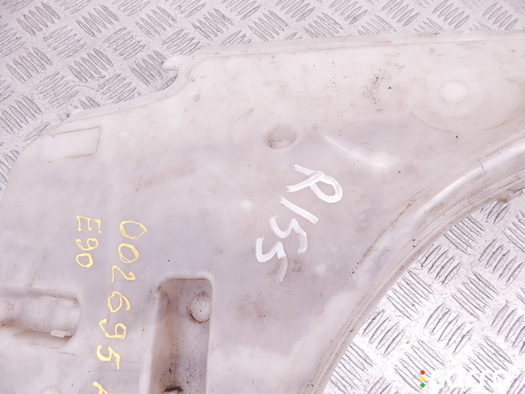 61677068996, 7068996 Бачок омывателя BMW 3-series (E90/91/92) 2006г. - фото №3