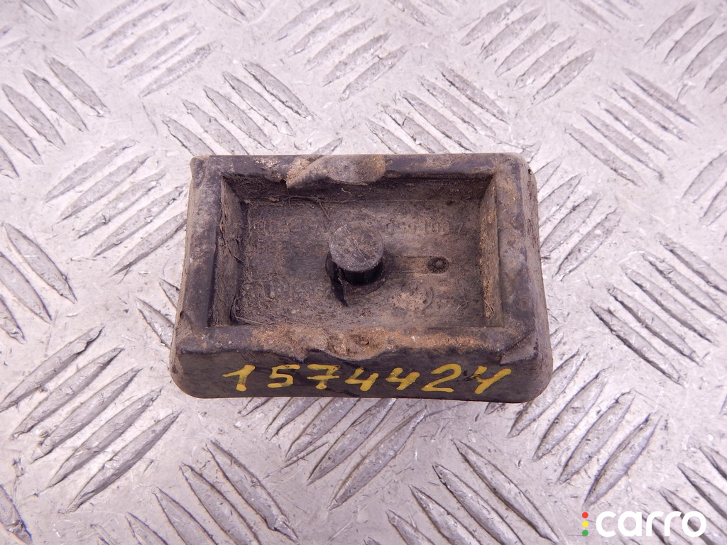 51718204244, 8204244, 51717001650, 7001650 Опора под домкрат (поддомкратная подушка) BMW X5-series (E53) 2003г. - фото №1