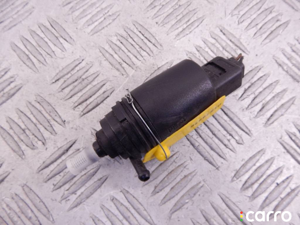 8362154, 8377612, 67128377612, 67128362154, 67120154873, 0154873 Насос (моторчик) омывателя стекла BMW 5-series (E39) 2001г. - фото №2