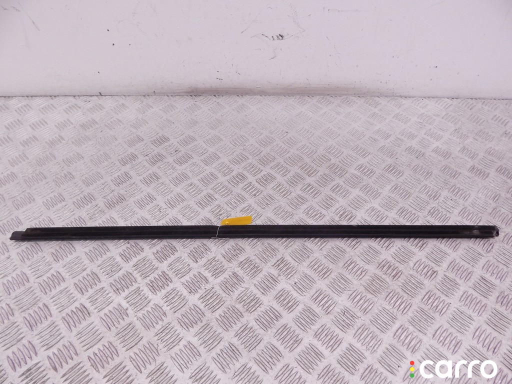 51337267904, 7267904 Молдинг стекла двери передней правой наружный BMW 1-series (F20/21) 2012г. - фото №4