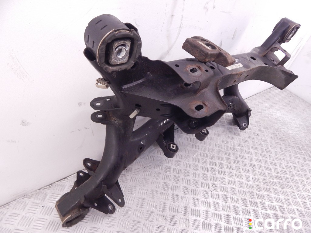 33316792505, 6792505, 33316797503, 6797503 Балка подвески задняя BMW 1-series (F20/21) 2012г. - фото №6