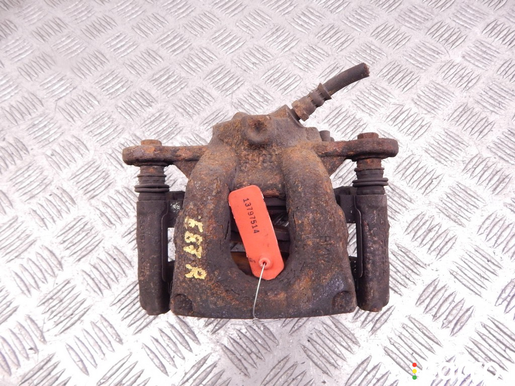 34116774682, 6774682, 34116773022, 6773022, 34116768186, 6768186 Суппорт передний правый BMW 1-series (E87) 2007г. - фото №1