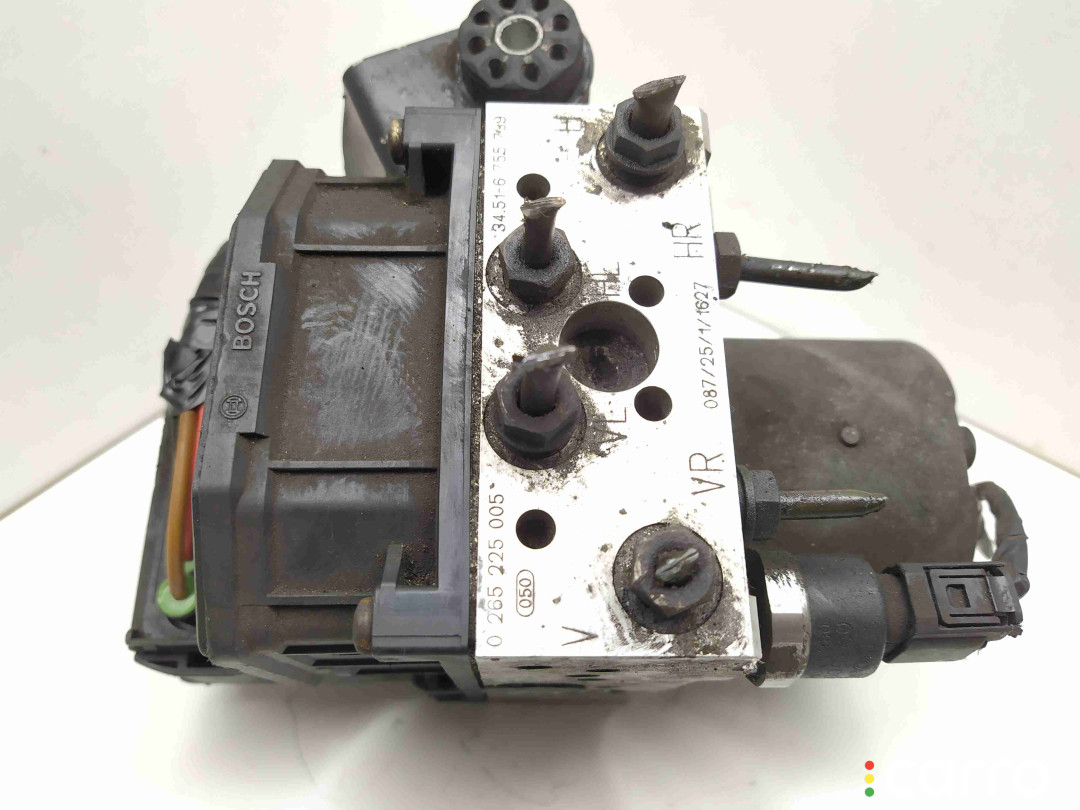 0265950002, 0265225005, 34516755739, 6755739, 34526757595, 6757595 Блок ABS BMW 5 E39 2001г. - фото №1