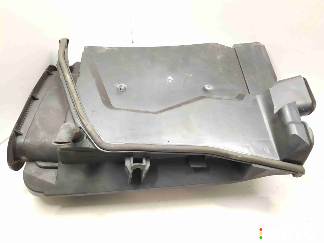 8379624, 64318379626, 64318379624, 8379626 Корпус салонного фильтра BMW 5 E39 1999г. - фото №2