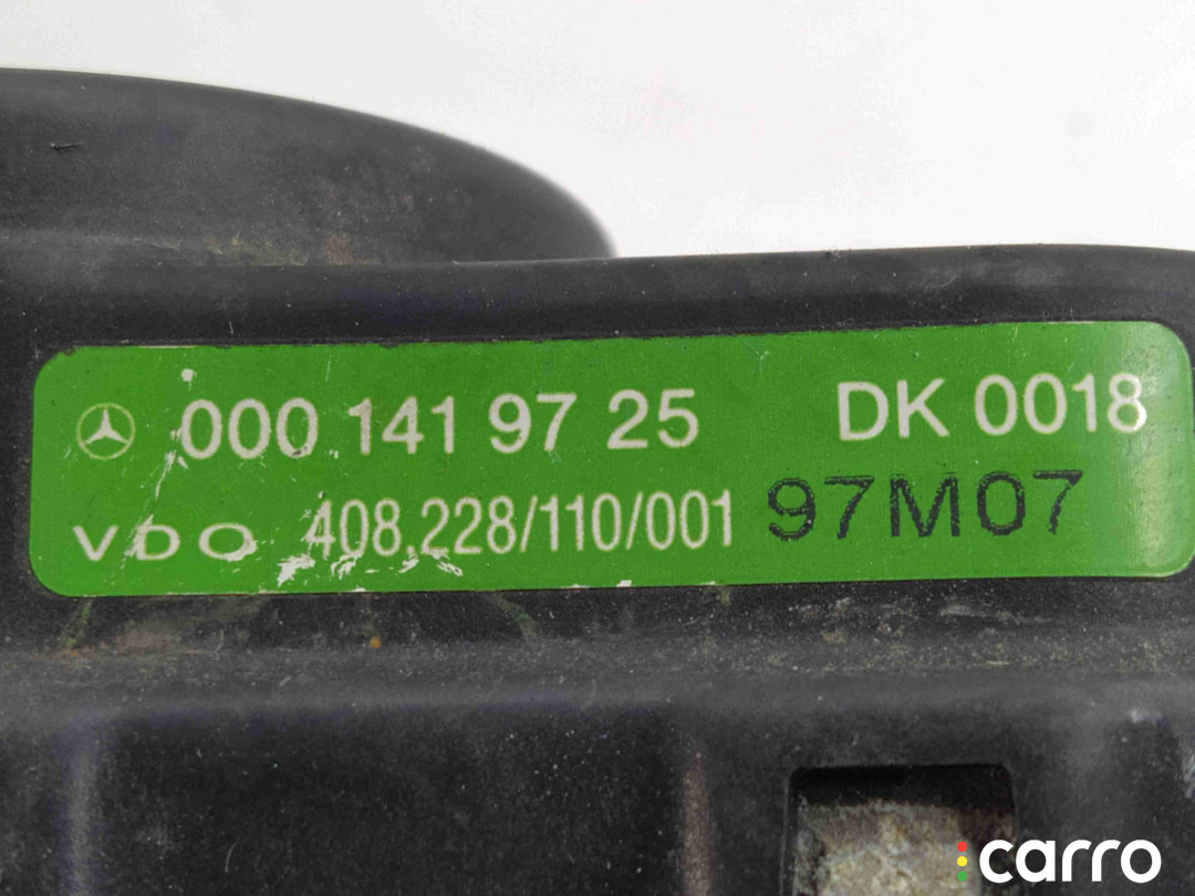 0001419725 Заслонка дроссельная Mercedes E W210 1997г. - фото №6