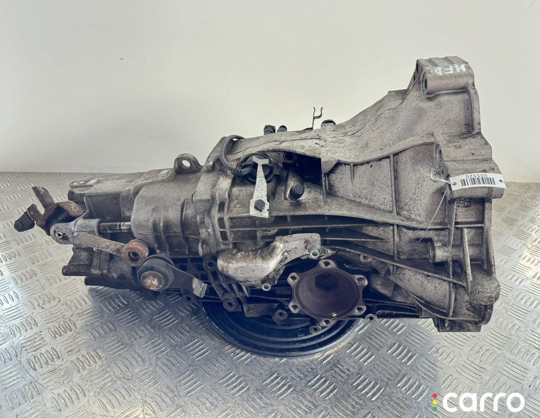 HFD КПП механическая (МКПП) 5-ступенчатая Audi A4 2004г. - фото №2