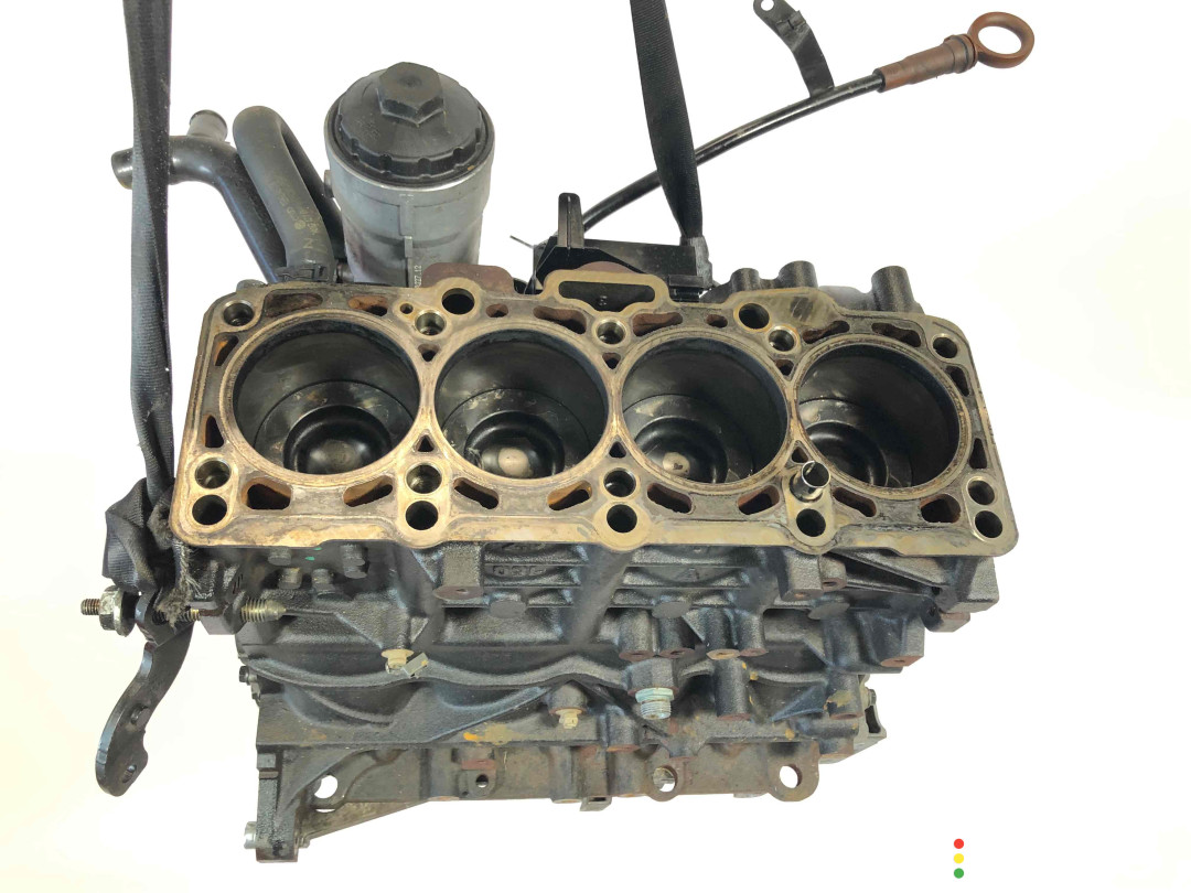 CAG, 03L103021A, 03L021A Блок цилиндров Audi A4 2008г. - фото №1
