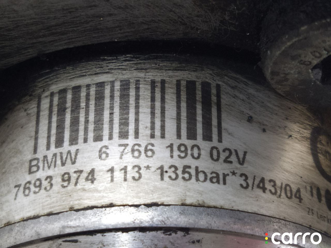 32416766190, 6766190, 7693974113 Насос гидроусилителя руля BMW 5 E60/E61 2004г. - фото №5
