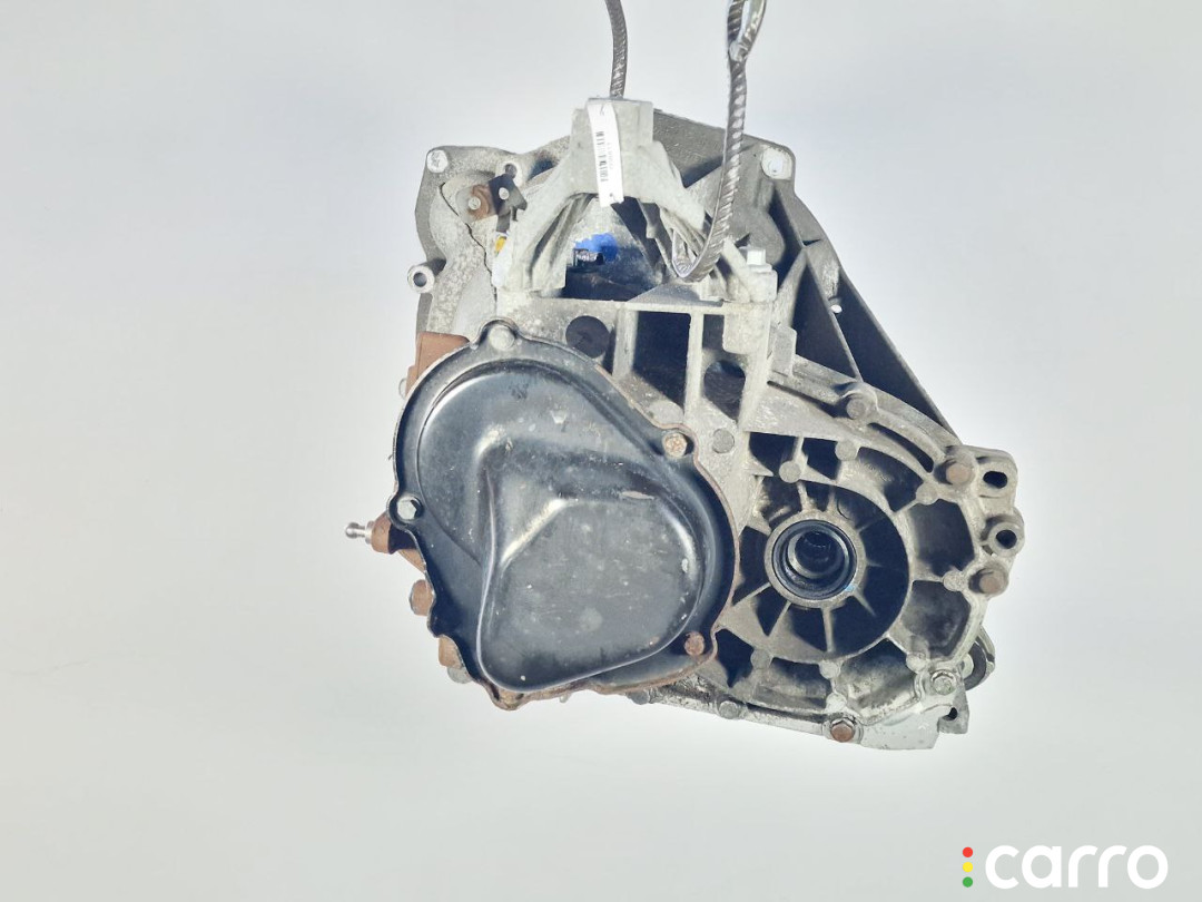 BV6R7002DBE КПП механическая (МКПП) 5-ступенчатая Ford Focus 2011г. - фото №3