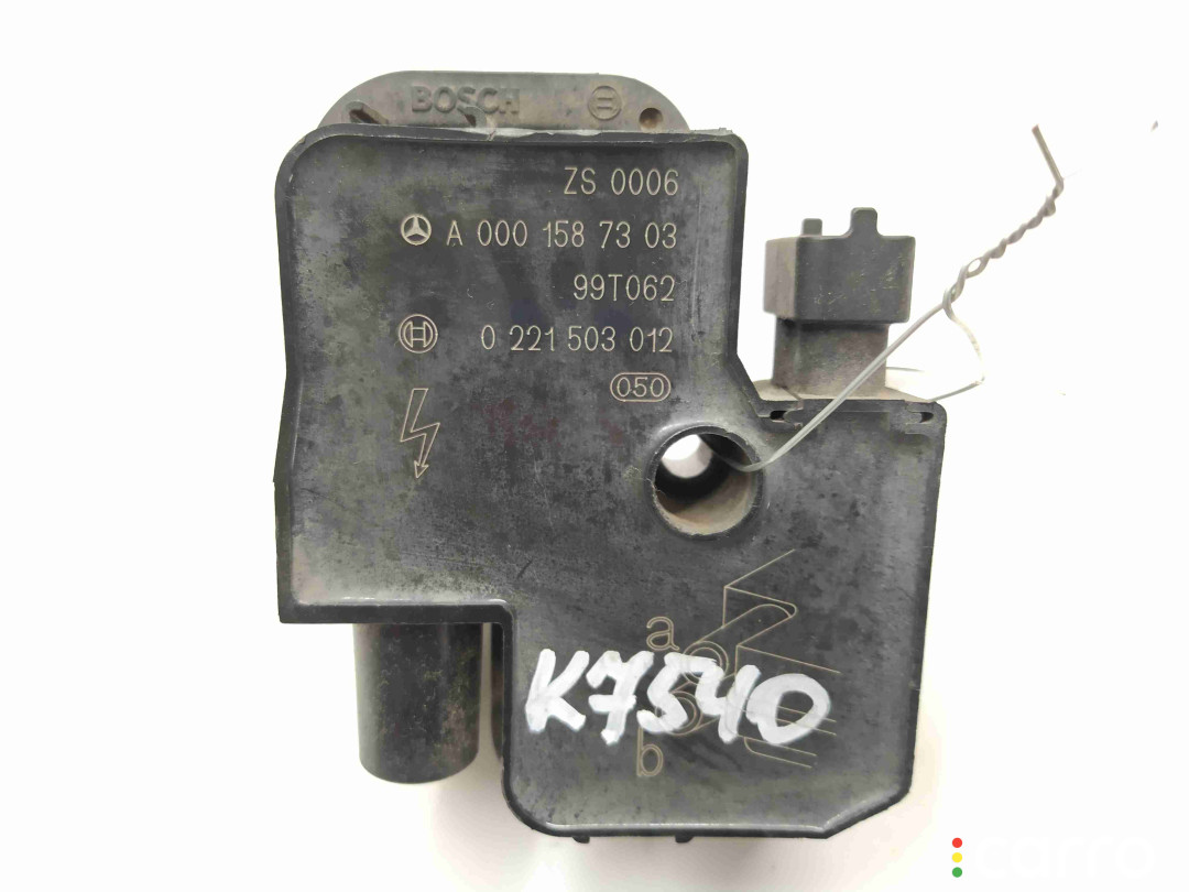 A0001587303, 0221503012, 0001587303 Катушка зажигания Mercedes ML W163 1999г. - фото №1