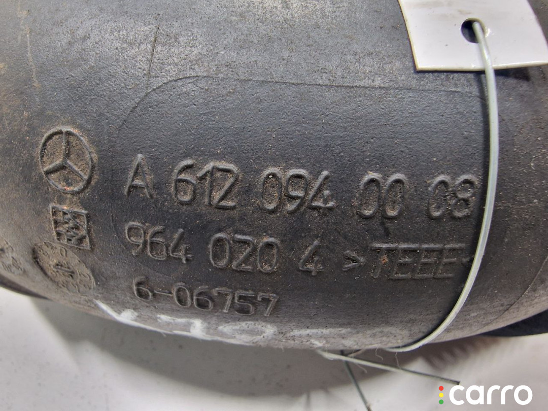 6120940008, 9640204 Патрубок воздушного фильтра Mercedes CLK W209 2003г. - фото №3
