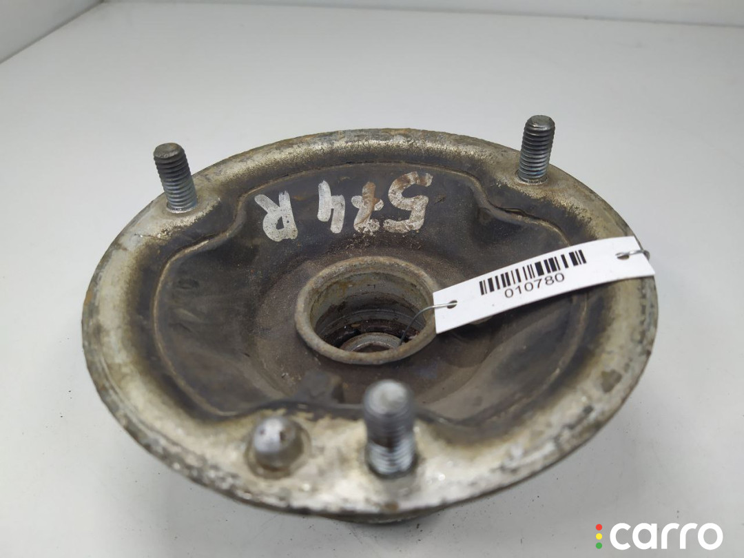 31336760943, 10637110, 6760943 Опора амортизатора верхняя (чашка) BMW 5 E60/E61 2004г. - фото №1