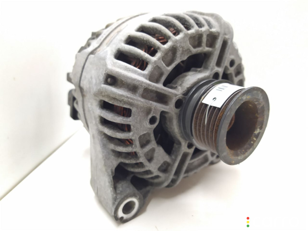 12317541694, 7541694, 0124525080 Генератор BMW 5 E60/E61 2004г. - фото №1