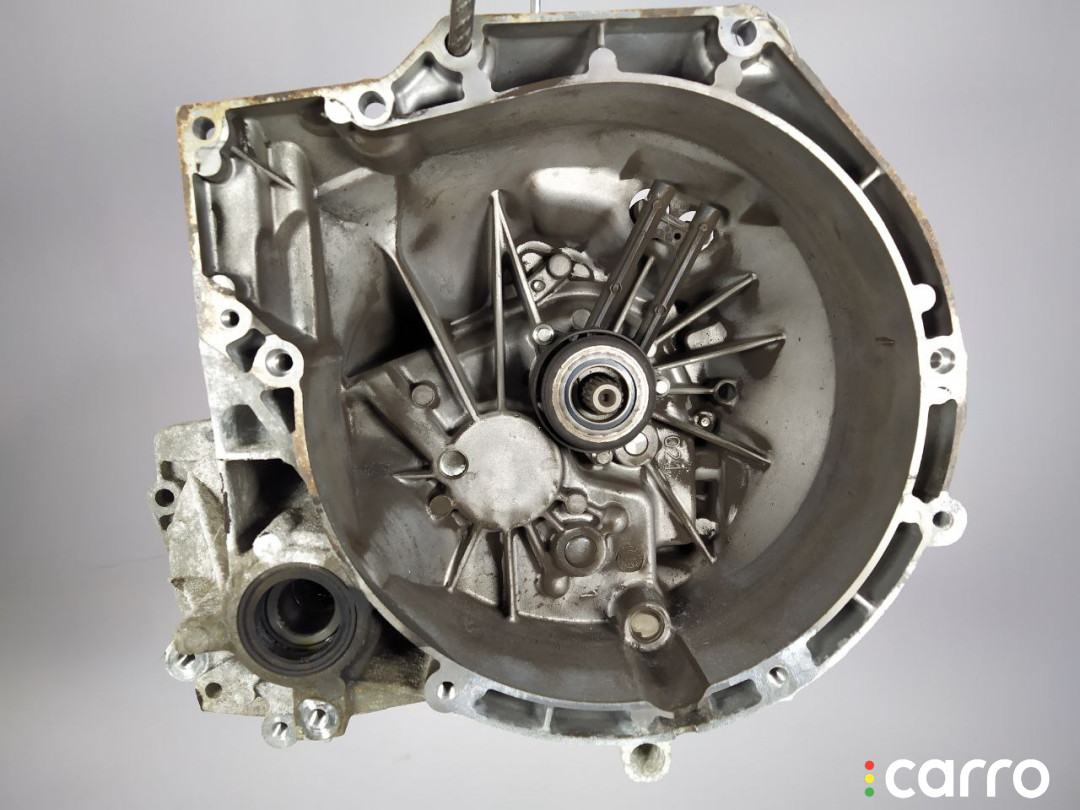 CA6R7002MBA КПП механическая (МКПП) 5-ступенчатая Ford Fiesta 2013г. - фото №1