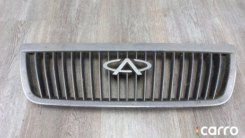 решетка радиатора Chery Amulet 2009г. - фото №1