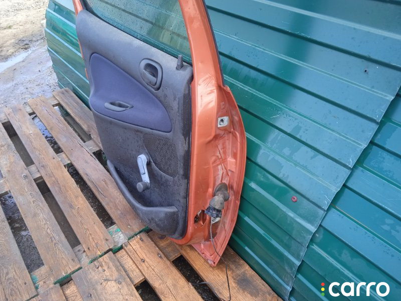 дверь Peugeot 206 2001г. - фото №17