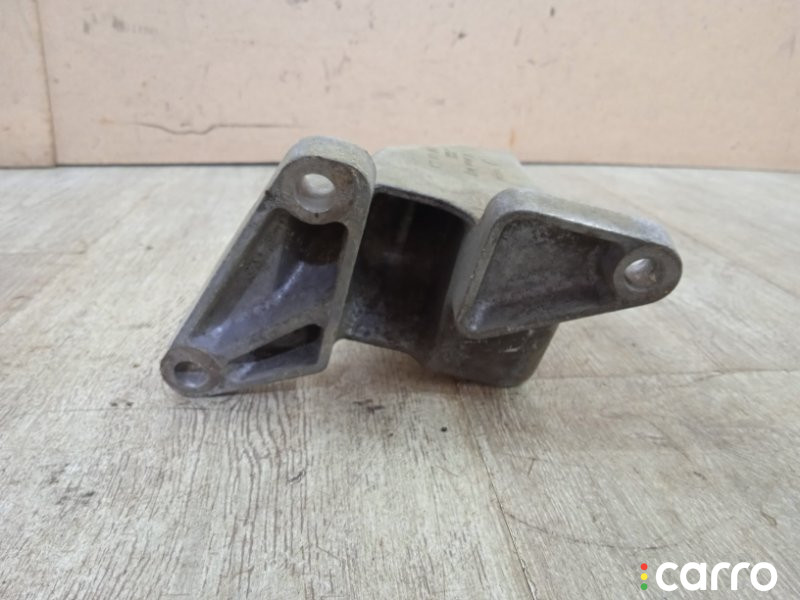 3B0199308 кронштейн двигателя volkswagen passat 2000г. - фото №6
