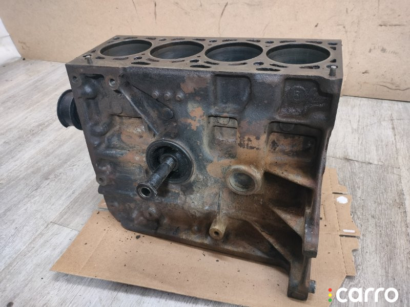 Блок двигателя volkswagen Golf 2002г. - фото №2