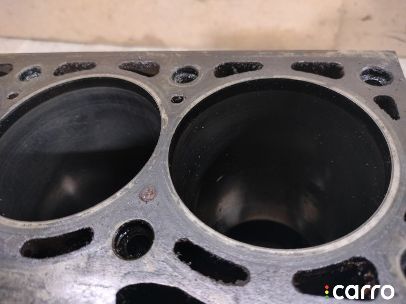 Блок двигателя volkswagen Golf 2002г. - фото №3
