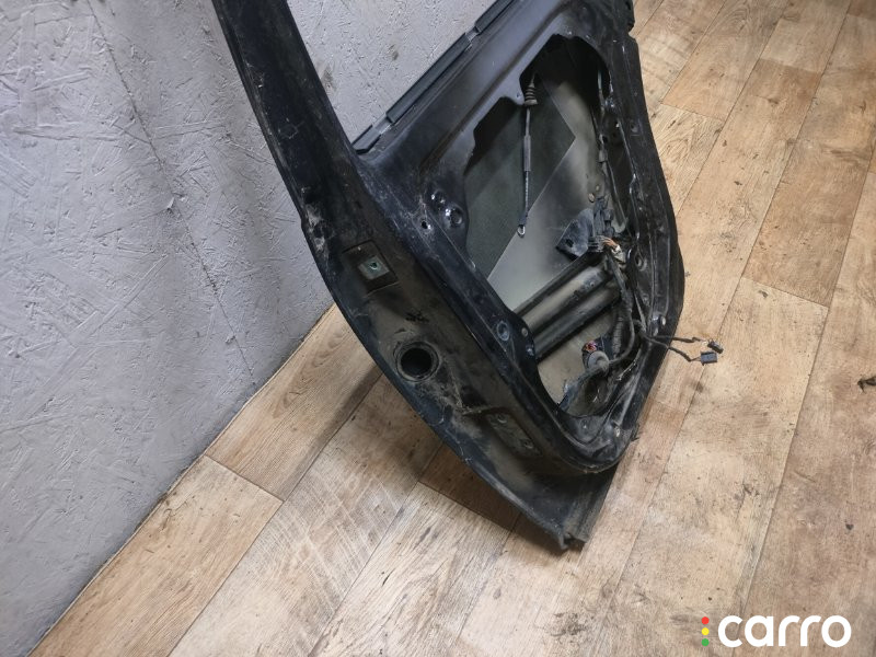 дверь volkswagen Golf 2002г. - фото №6