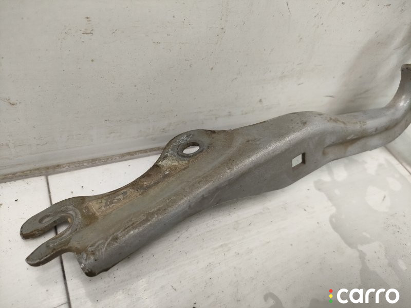 петля капота Mazda Mazda 6 2005г. - фото №3
