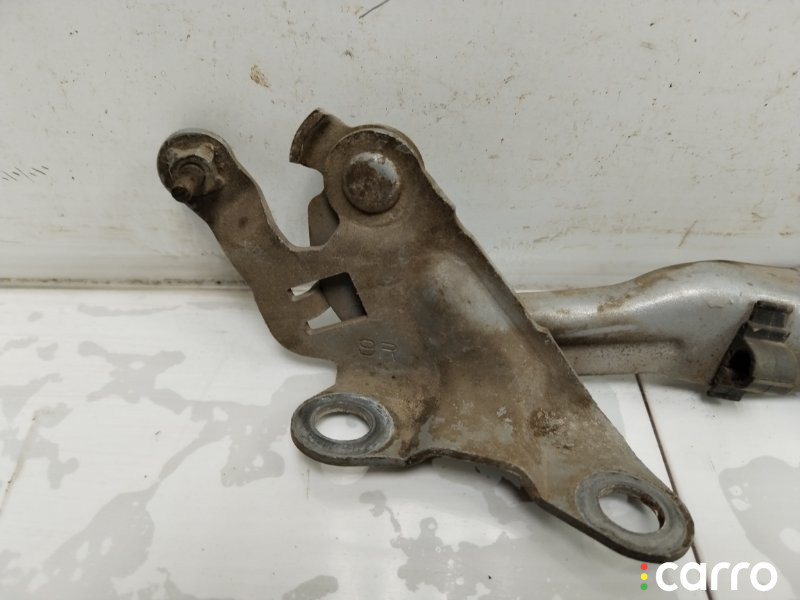 петля капота Mazda Mazda 6 2005г. - фото №3