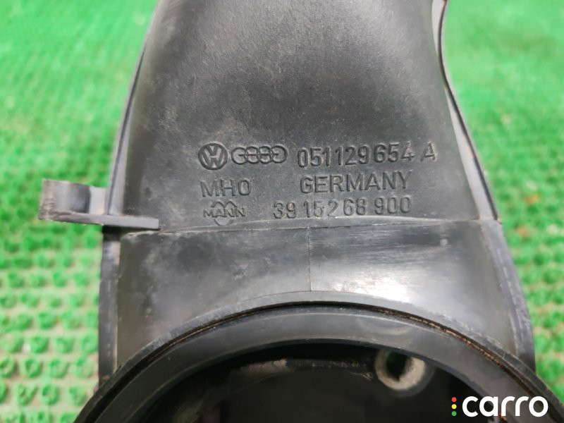 3915268900 Патрубок воздушного фильтра volkswagen Passat 1992г. - фото №3