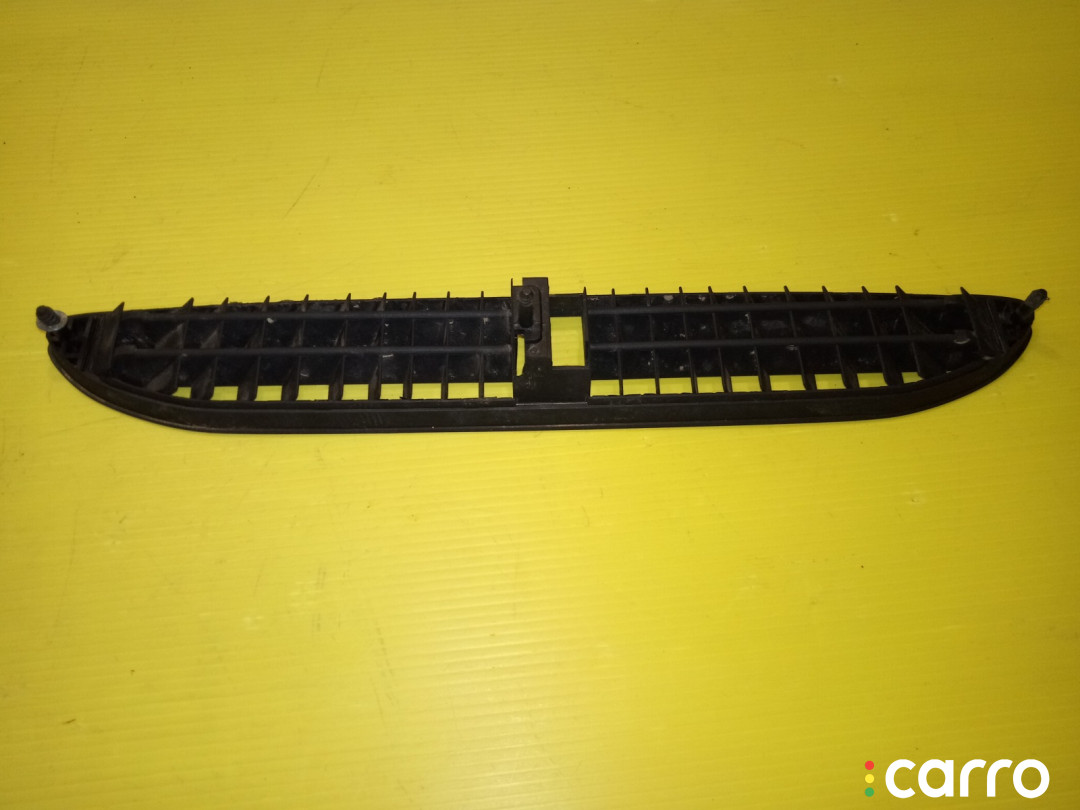 4B0819635 Решётка обдува стекла Audi A6 C5 4B2 1998г. - фото №3