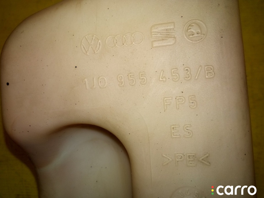 1J0955453B Бачок омывателя лобового стекла Audi A3 8L 8LA 1999г. - фото №5