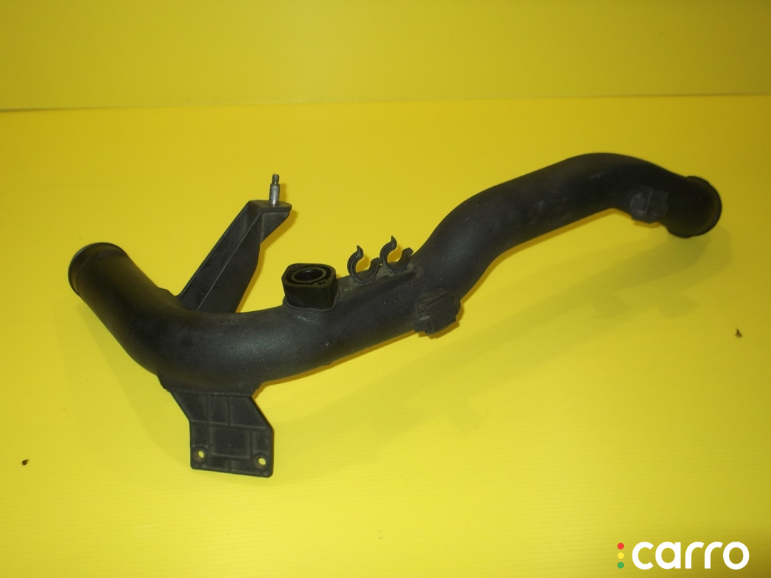 8D0145840S Патрубок интеркулера Volkswagen Passat B5 3B3 2000г. - фото №1