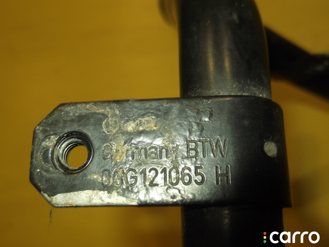 03G121065H Трубка системы охлаждения Volkswagen Passat B6 3C2 2007г. - фото №5
