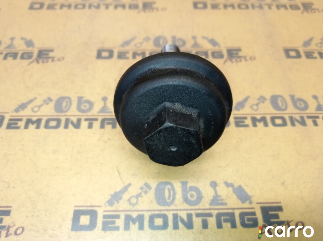 038117061B Крышка масляного фильтра Volkswagen Golf 5 1K1 2008г. - фото №4