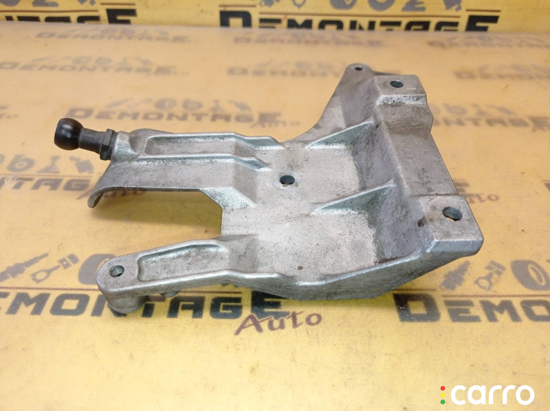 03G131159B Кронштейн впускного коллектора Audi A6 C6 4F2 2005г. - фото №4