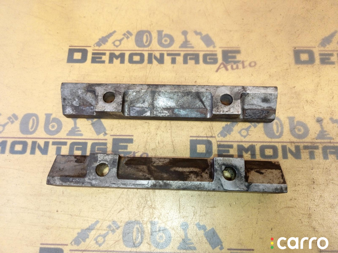 06F253709A Кронштейн коллектора Volkswagen Passat B6 3C5 2008г. - фото №1