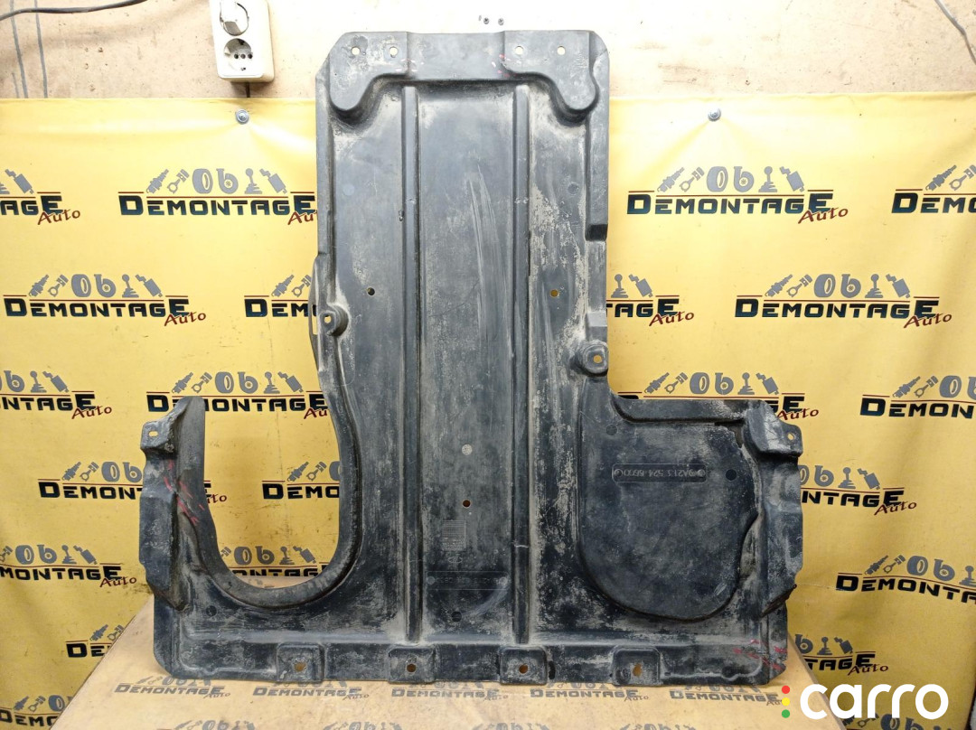 A2135246600 Защита днища Mercedes Benz C-Klasse W205 2015г. - фото №7